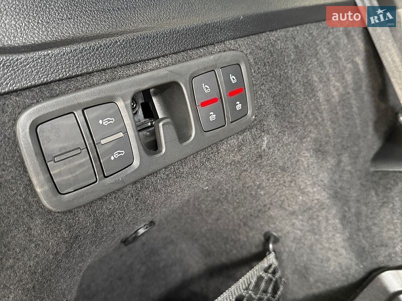 Позашляховик / Кросовер Audi Q7 2022 в Києві