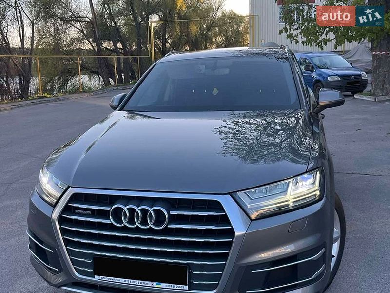 Audi Q7 2016