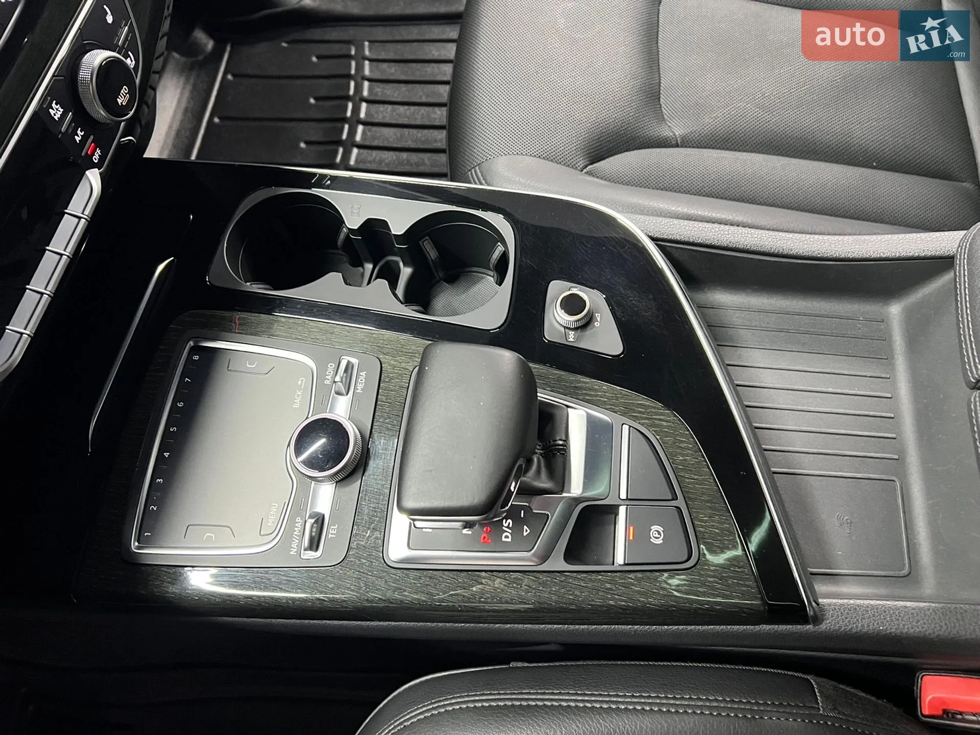 2016 Audi Q7 - мініатюра 50