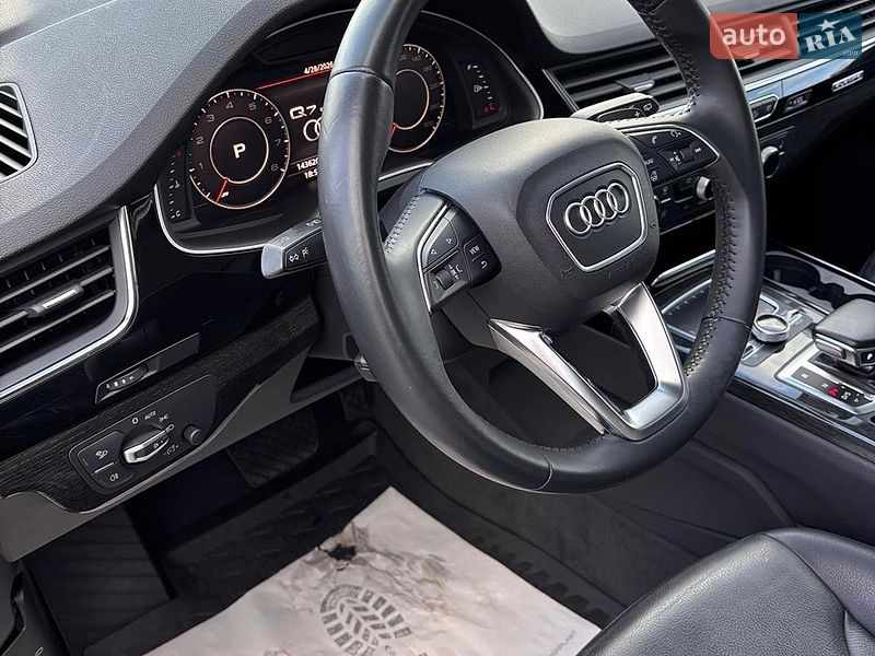 Внедорожник / Кроссовер Audi Q7 2019 в Киеве