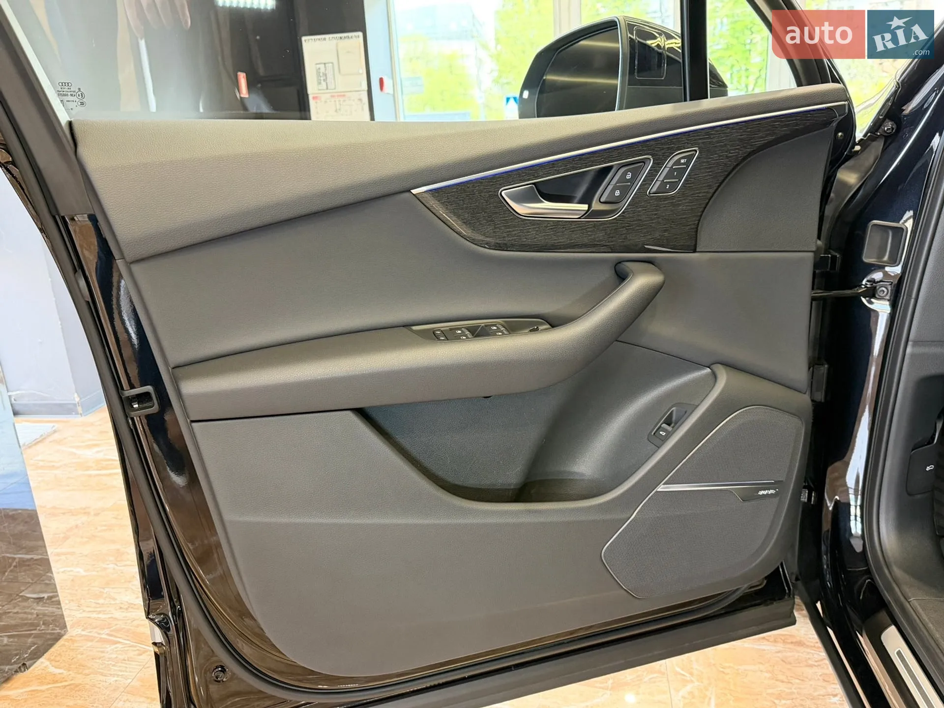 2020 Audi Q7 - мініатюра 26