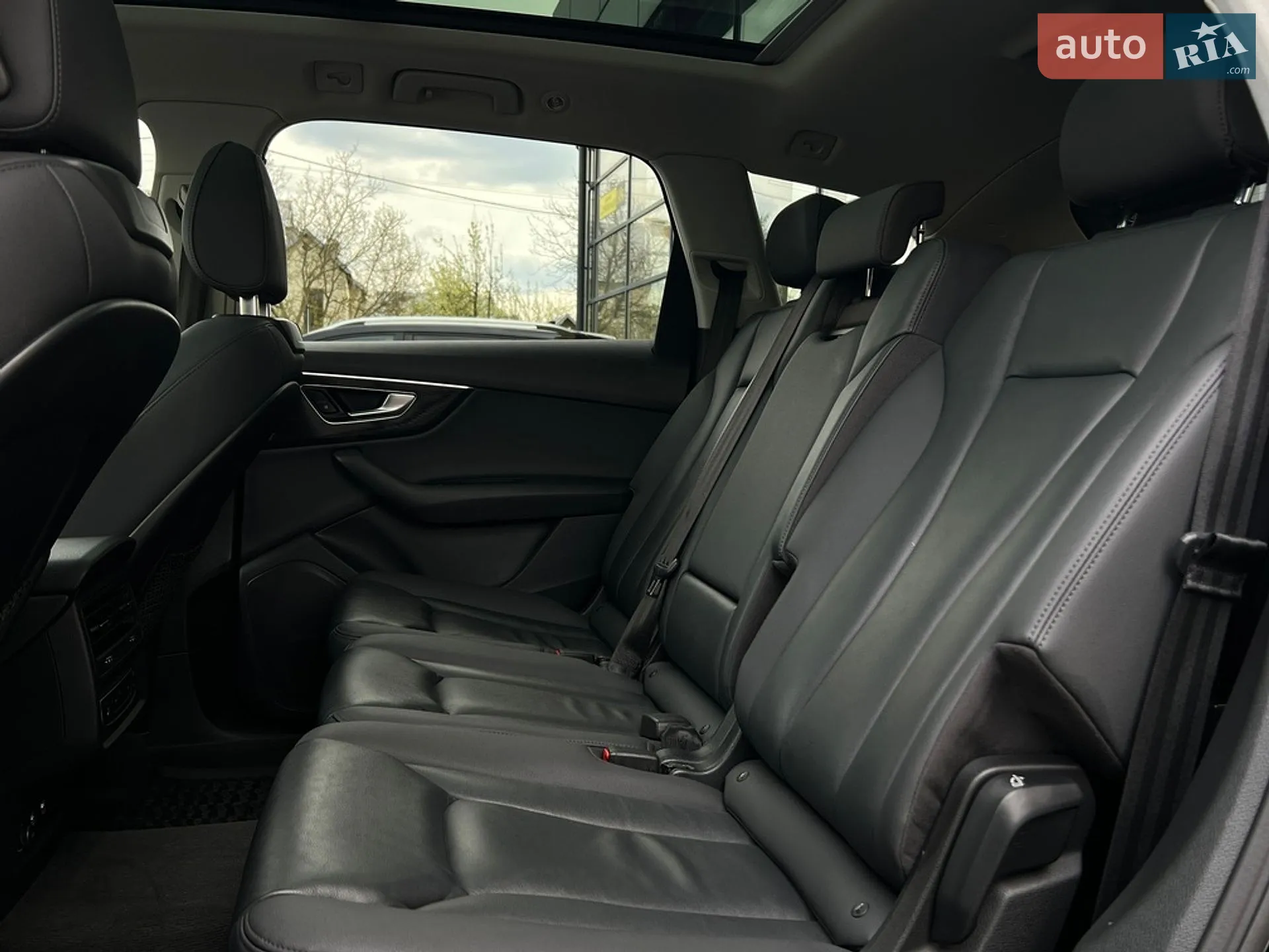 2020 Audi Q7 - мініатюра 26
