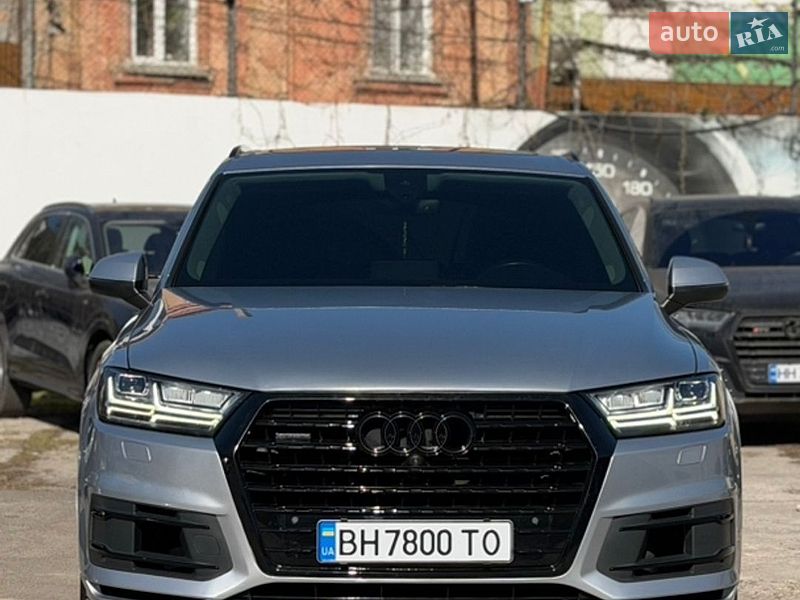 Внедорожник / Кроссовер Audi Q7 2018 в Одессе