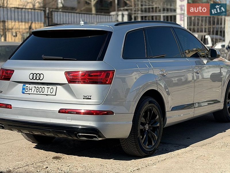 Внедорожник / Кроссовер Audi Q7 2018 в Одессе