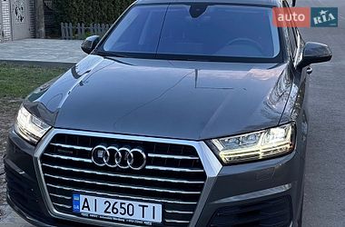 Внедорожник / Кроссовер Audi Q7 2019 в Киеве