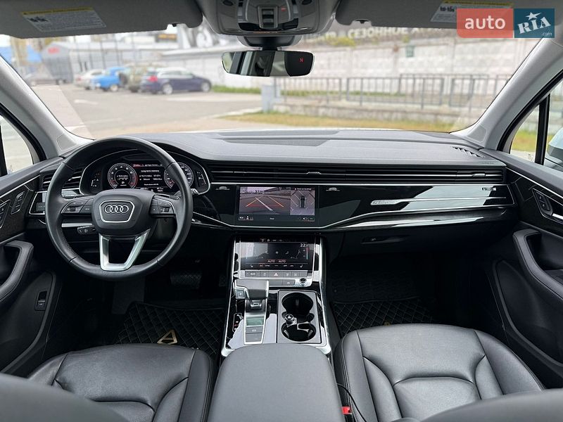 Внедорожник / Кроссовер Audi Q7 2022 в Киеве
