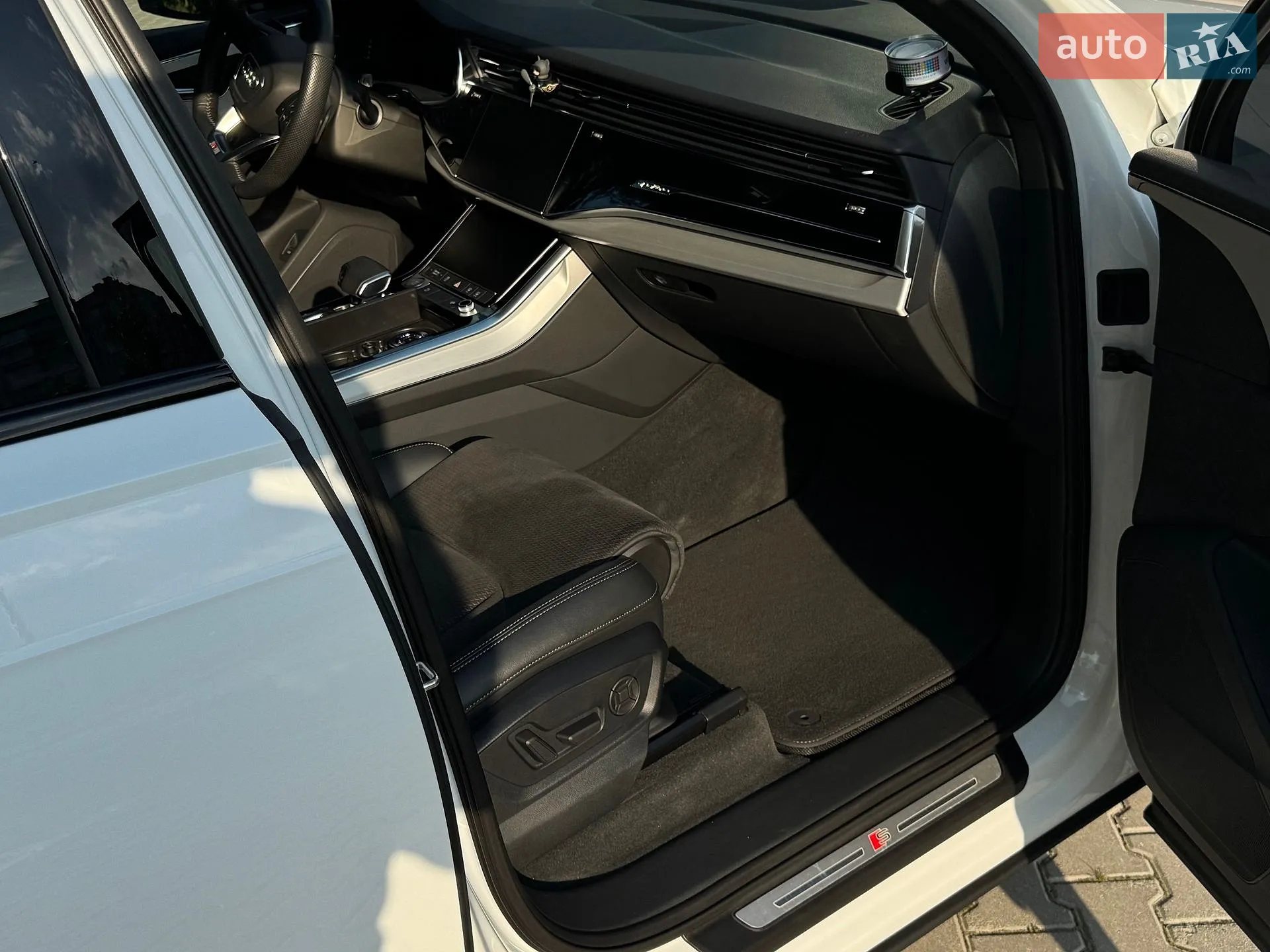 2020 Audi Q7 - мініатюра 21