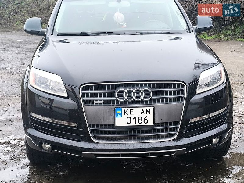 Внедорожник / Кроссовер Audi Q7 2007 в Никополе