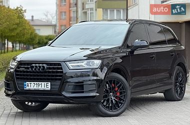 Позашляховик / Кросовер Audi Q7 2018 в Івано-Франківську