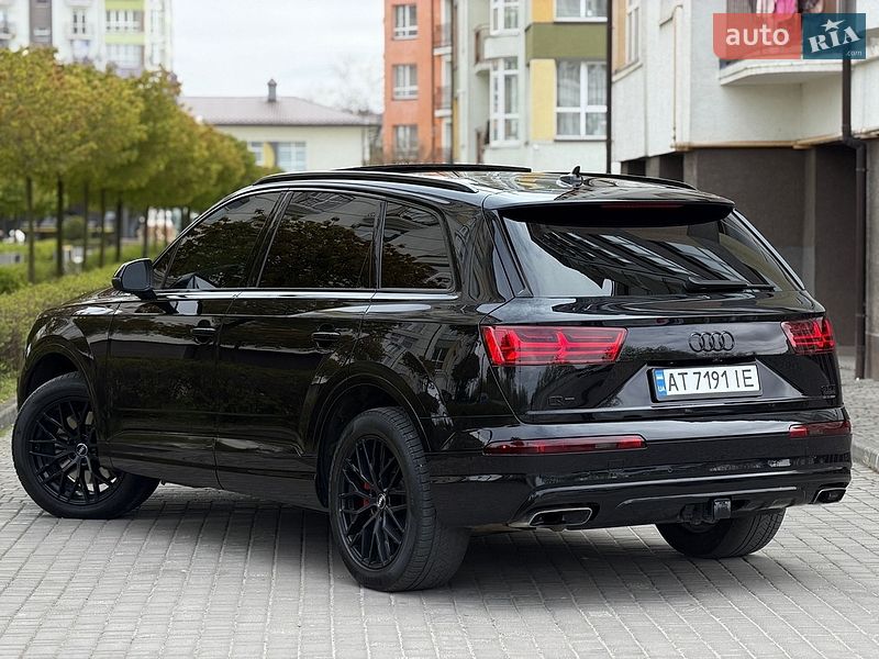 Внедорожник / Кроссовер Audi Q7 2018 в Ивано-Франковске