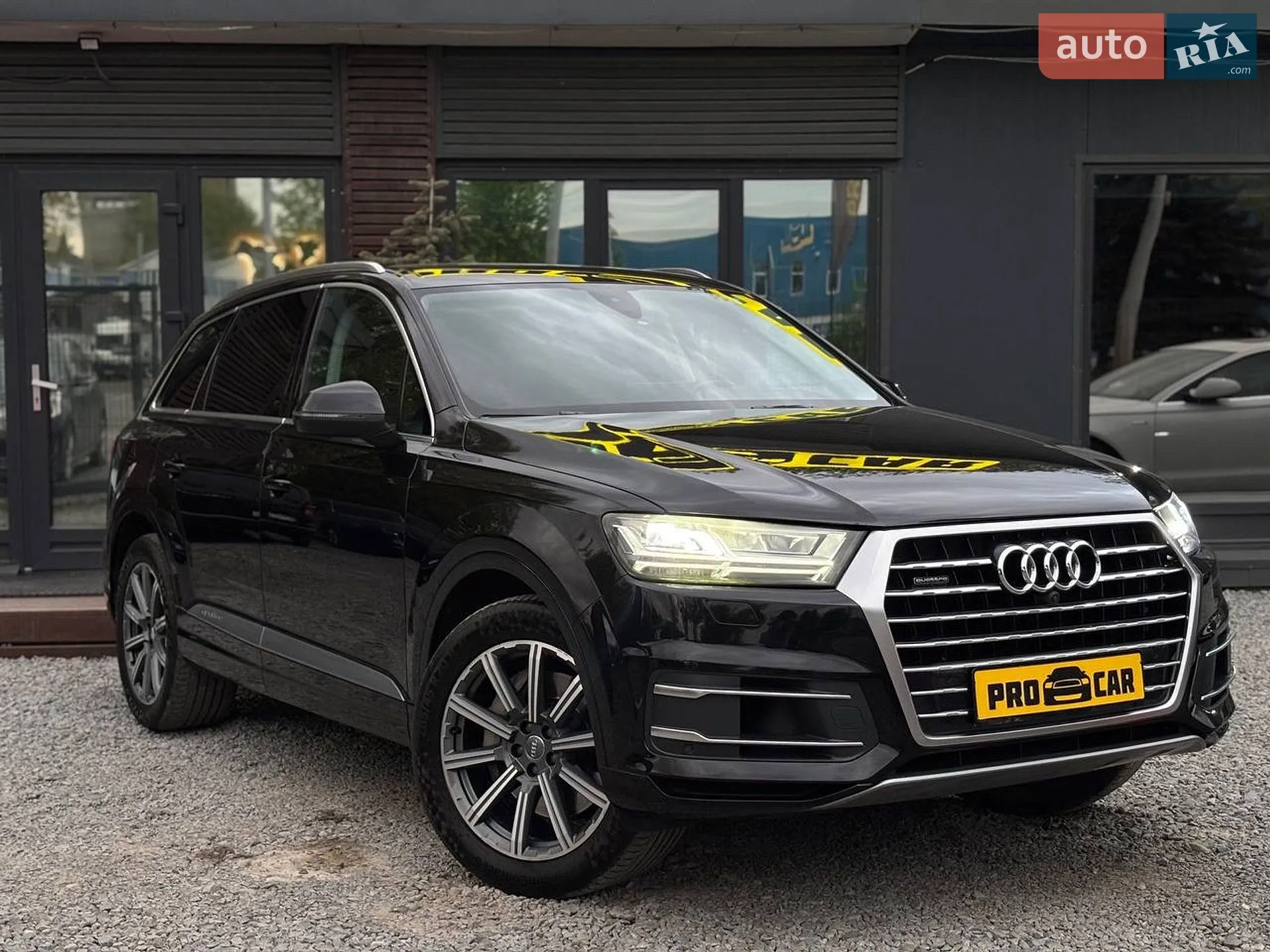 2017 Audi Q7 - мініатюра 2
