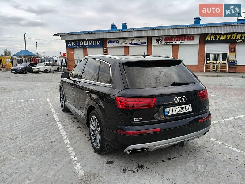Внедорожник / Кроссовер Audi Q7 2016 в Белой Церкви