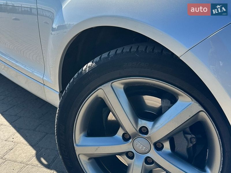 Внедорожник / Кроссовер Audi Q7 2012 в Львове