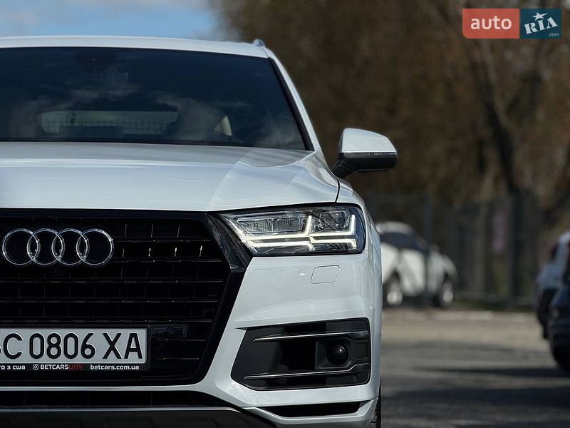 Внедорожник / Кроссовер Audi Q7 2017 в Львове
