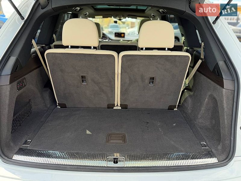 Внедорожник / Кроссовер Audi Q7 2017 в Львове