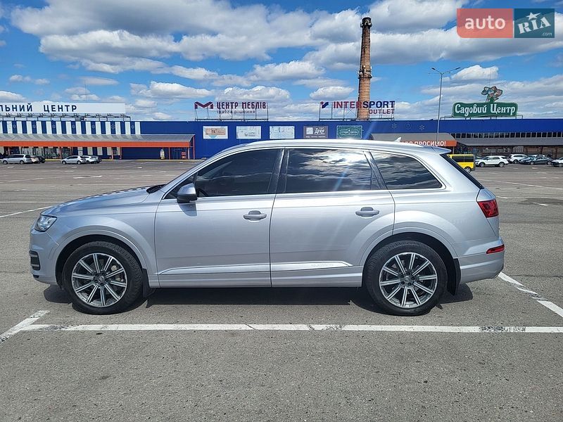 Audi Q7 2016