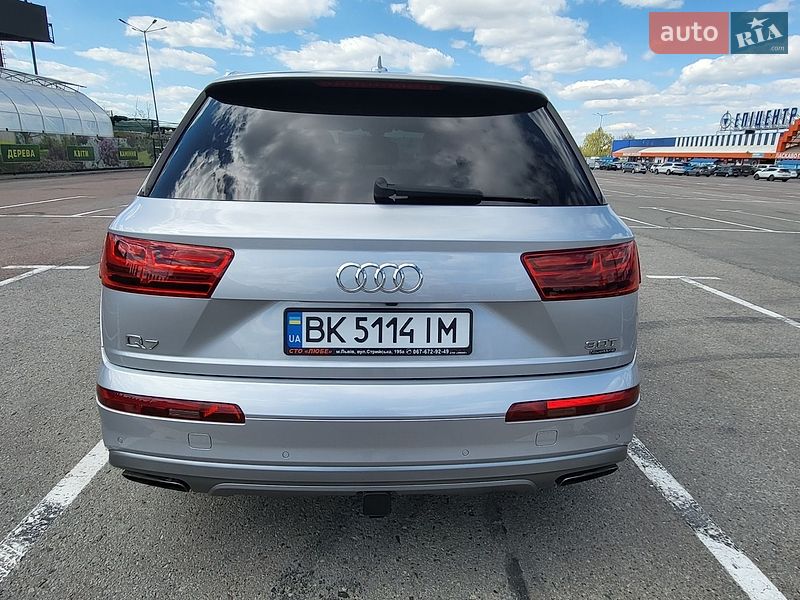 Внедорожник / Кроссовер Audi Q7 2016 в Львове