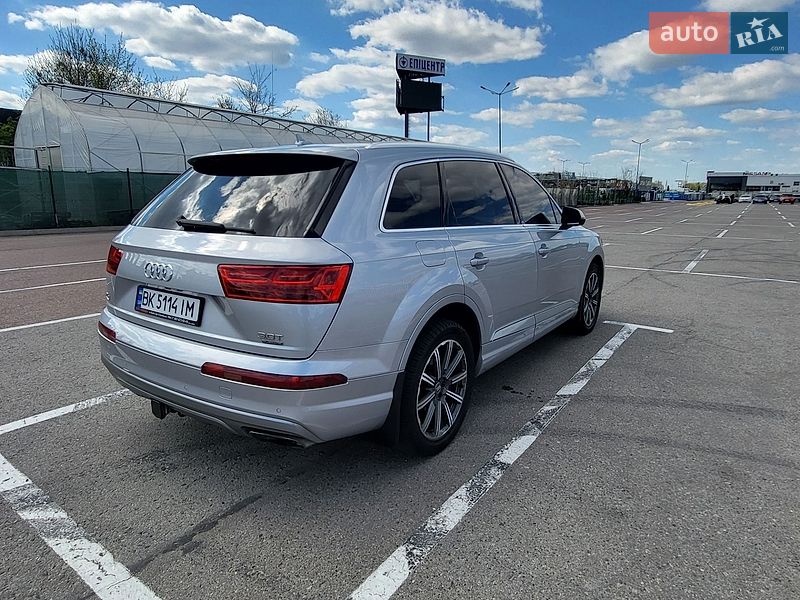 Внедорожник / Кроссовер Audi Q7 2016 в Львове