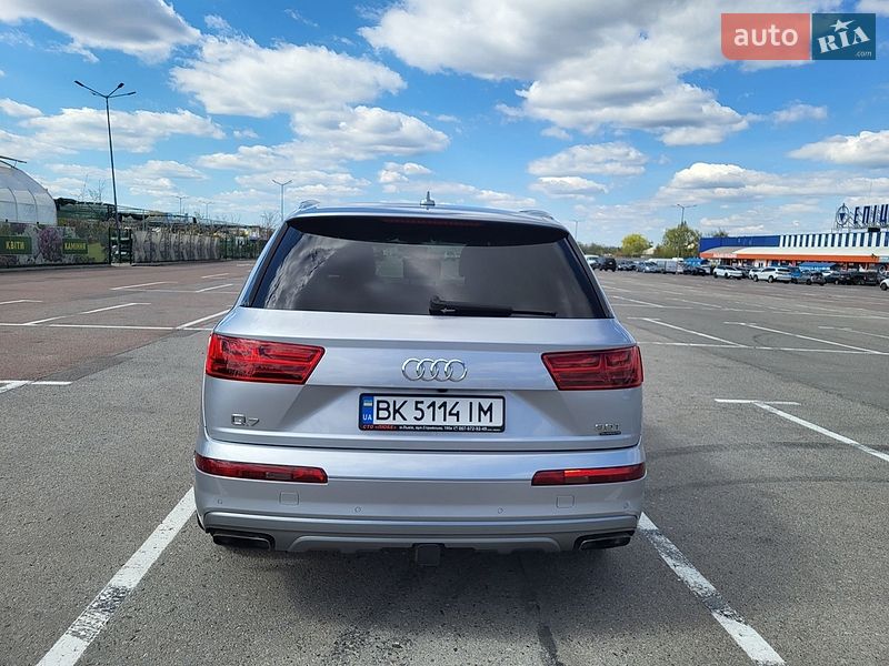 Внедорожник / Кроссовер Audi Q7 2016 в Львове