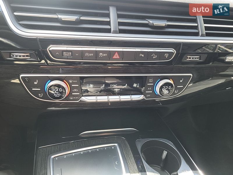 Внедорожник / Кроссовер Audi Q7 2016 в Львове