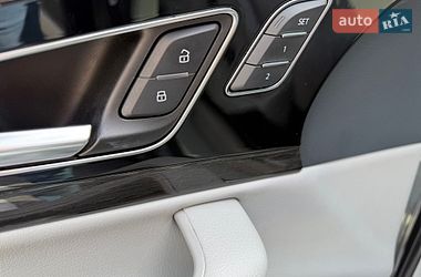 Внедорожник / Кроссовер Audi Q7 2018 в Киеве