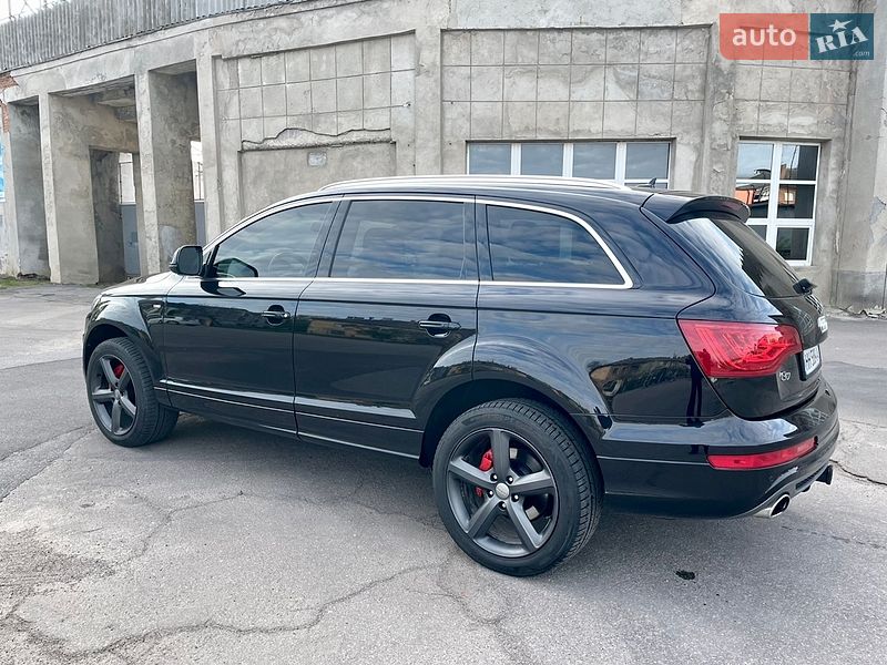 Позашляховик / Кросовер Audi Q7 2014 в Вінниці