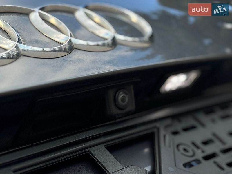 Внедорожник / Кроссовер Audi Q7 2017 в Дрогобыче