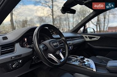 Внедорожник / Кроссовер Audi Q7 2017 в Дрогобыче