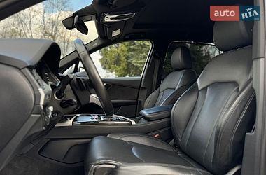 Внедорожник / Кроссовер Audi Q7 2017 в Дрогобыче