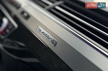 Внедорожник / Кроссовер Audi Q7 2017 в Дрогобыче