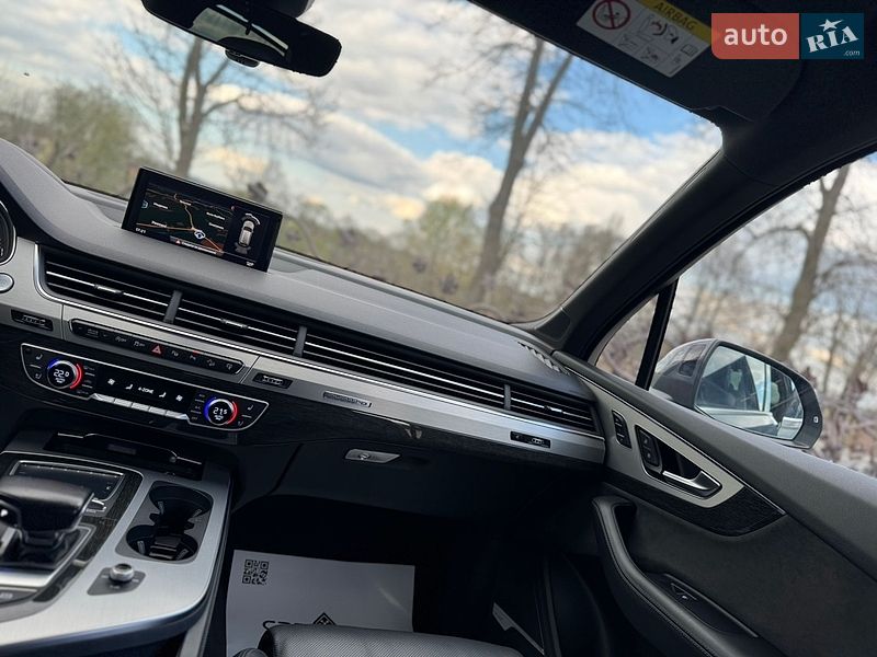 Внедорожник / Кроссовер Audi Q7 2017 в Дрогобыче