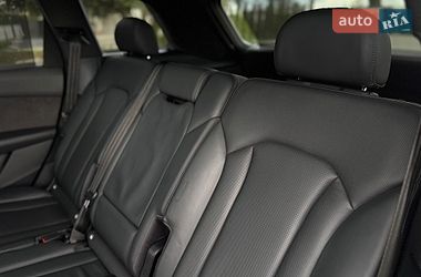 Внедорожник / Кроссовер Audi Q7 2017 в Дрогобыче
