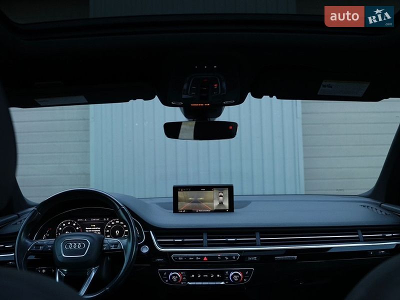 Внедорожник / Кроссовер Audi Q7 2016 в Сарнах