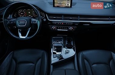 Внедорожник / Кроссовер Audi Q7 2016 в Сарнах