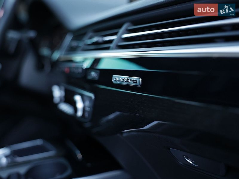 Внедорожник / Кроссовер Audi Q7 2016 в Сарнах