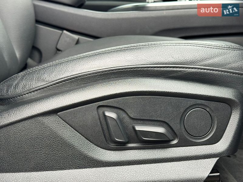 Внедорожник / Кроссовер Audi Q7 2017 в Киеве