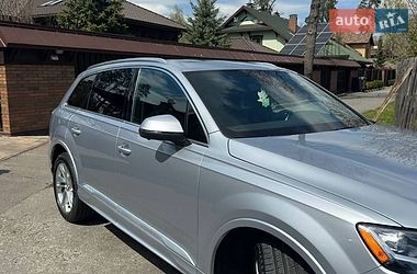 Внедорожник / Кроссовер Audi Q7 2022 в Киеве