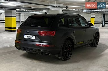 Позашляховик / Кросовер Audi Q7 2016 в Дніпрі