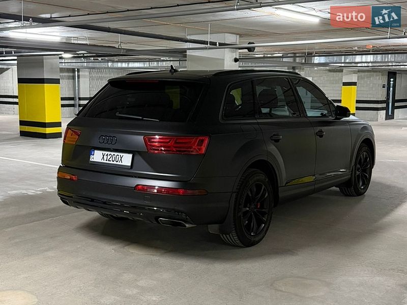 Позашляховик / Кросовер Audi Q7 2016 в Дніпрі