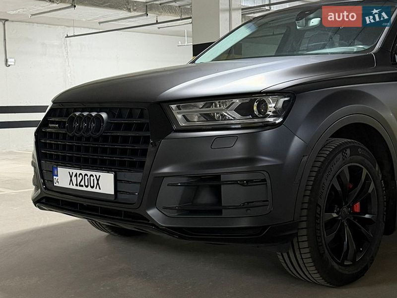 Позашляховик / Кросовер Audi Q7 2016 в Дніпрі