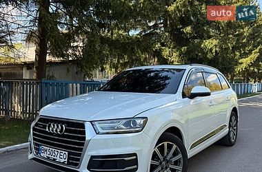 Внедорожник / Кроссовер Audi Q7 2018 в Киеве