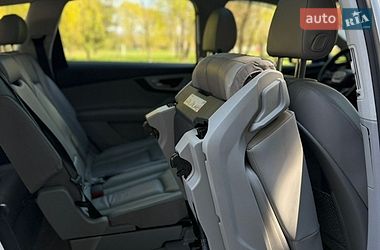 Внедорожник / Кроссовер Audi Q7 2018 в Киеве