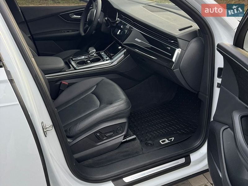 Внедорожник / Кроссовер Audi Q7 2020 в Львове