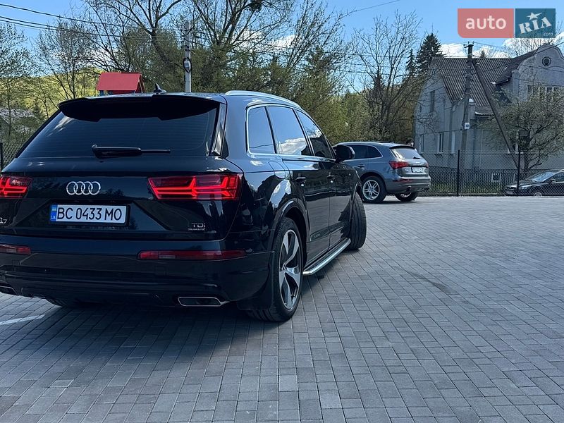 Внедорожник / Кроссовер Audi Q7 2016 в Кременце