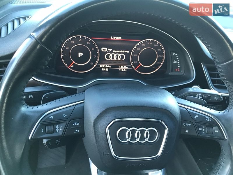 Внедорожник / Кроссовер Audi Q7 2017 в Сокале