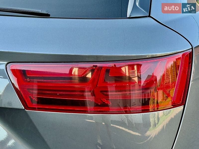 Позашляховик / Кросовер Audi Q7 2018 в Рівному