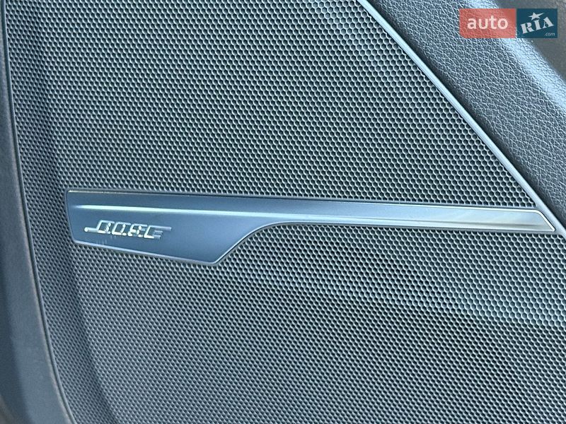 Позашляховик / Кросовер Audi Q7 2018 в Рівному