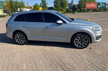 Внедорожник / Кроссовер Audi Q7 2017 в Житомире