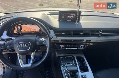 Внедорожник / Кроссовер Audi Q7 2017 в Житомире