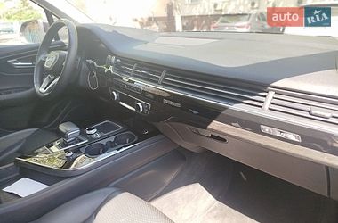 Внедорожник / Кроссовер Audi Q7 2018 в Киеве